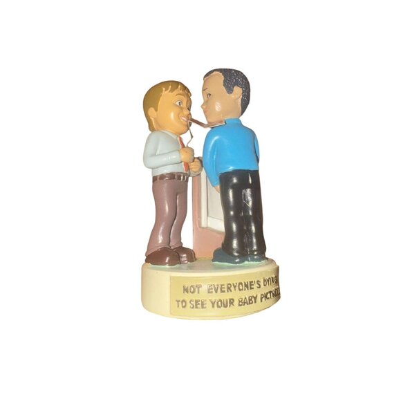The Life Lessons Collection Figurine "Not Everyones Dying To See Your Baby Pictu - Picture 3 of 5
